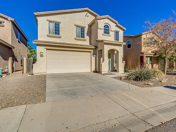2nd image of 1138 E Coyote Creek Way