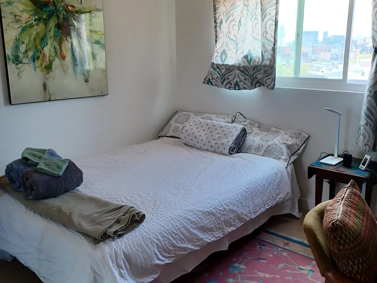 Image for info/size only. Similar unit.