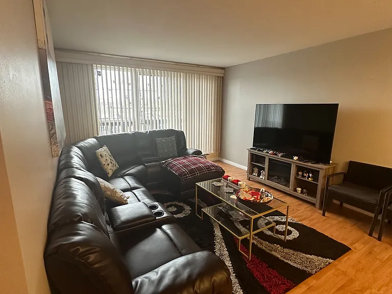 334 Queen Mary Rd #112 — Photo 14