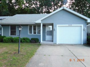 523 Lowell Wood S, Mishawaka, IN 46545