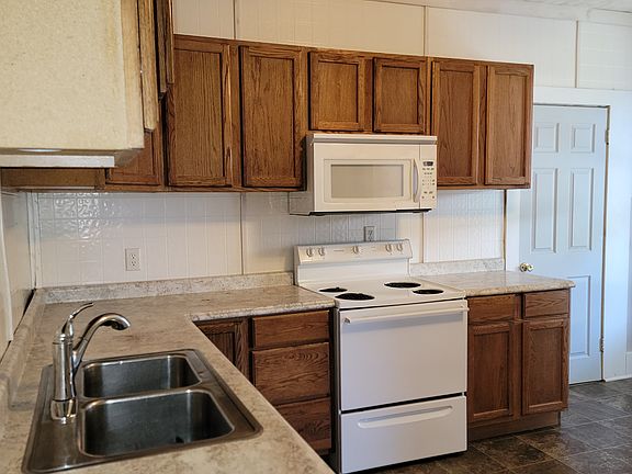 5th image of 610 Park Ave #0