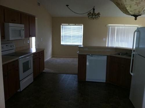 2nd image of 862 Summer Glen Dr
