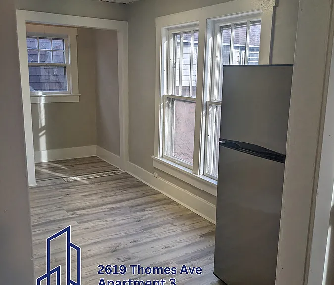 2619 Thomes Ave #3 — Photo 39