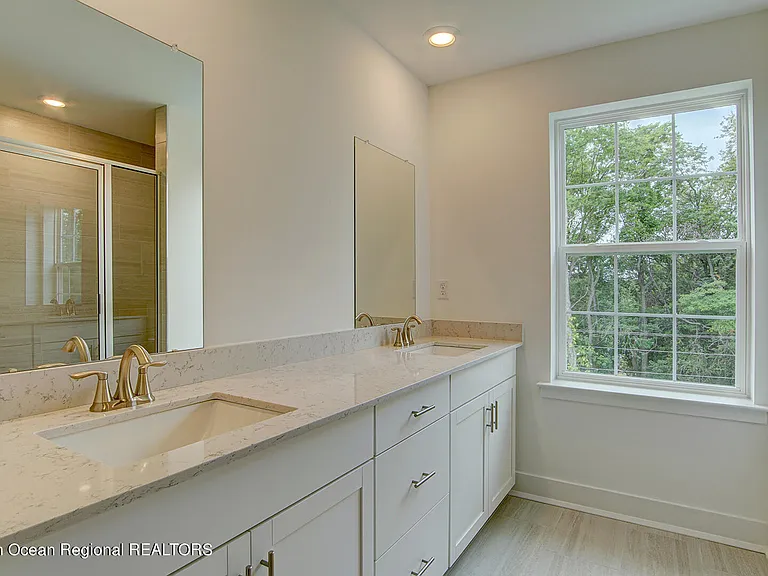 101 Pilot St — Photo 15