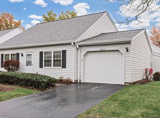 8765 Eastbrook Cir, Chagrin Falls, OH 44023
