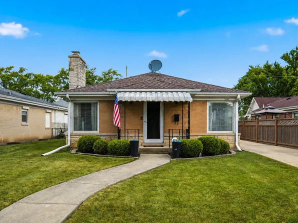 5010 Fargo Ave, Skokie, IL 60077