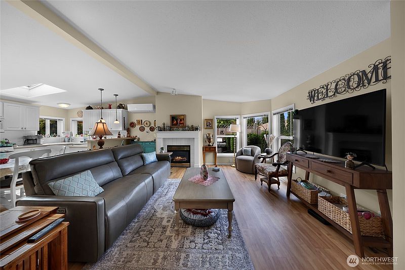 4th image of 3993 Gentlebrook Lane #35