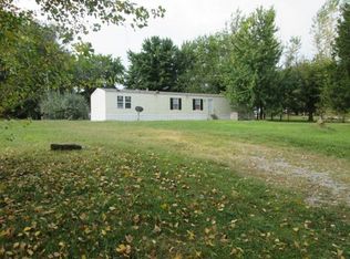 107 St Louis St, Enfield, IL 62835