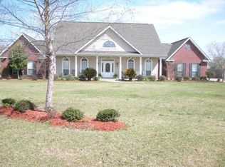 16 Laurel Grove Dr, Carriere, MS 39426