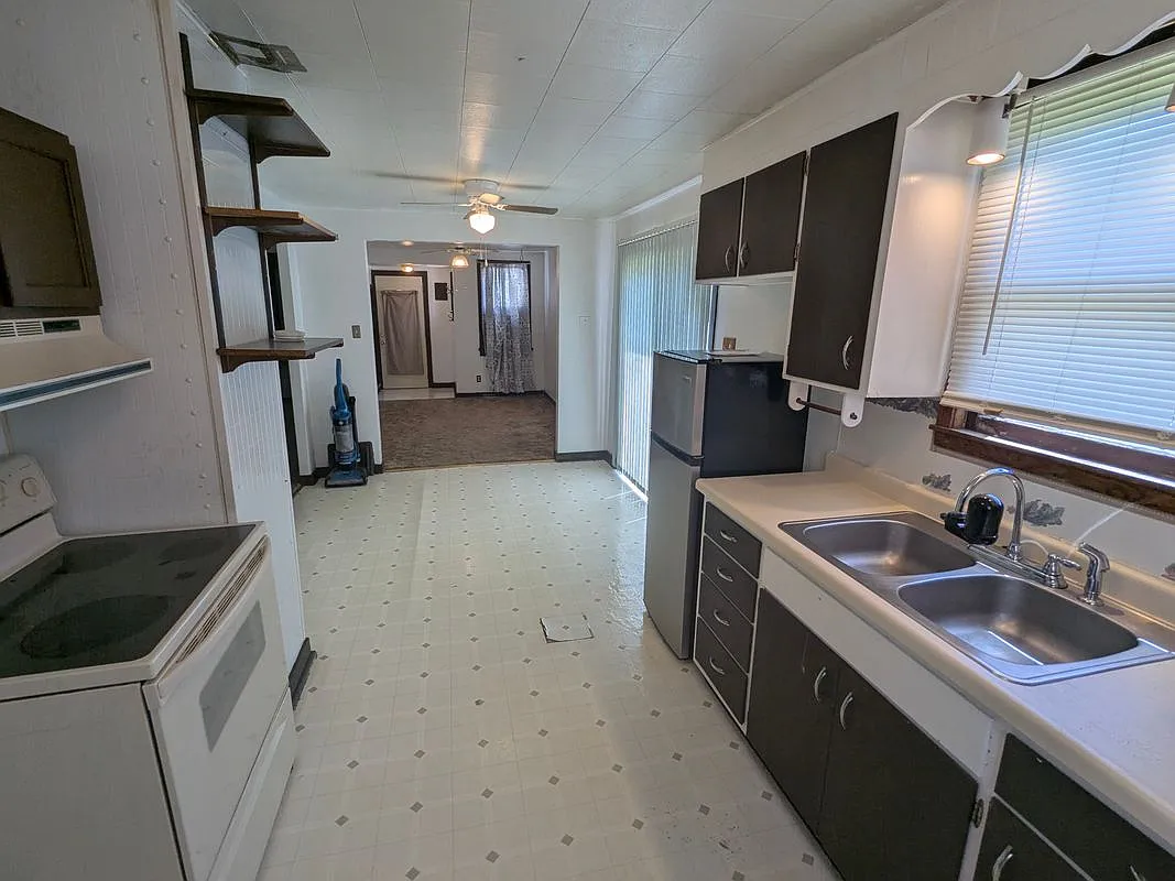 1 bed, 1.0 bath, 1460 sqft, $1,250 — Photo 4