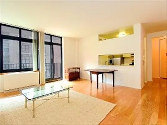 Rented by Corcoran | media 17