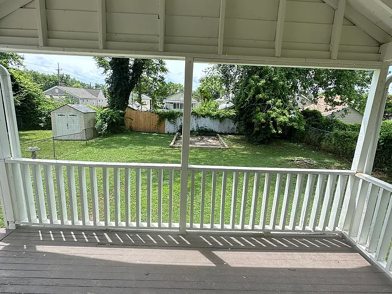 206 W Holden Ave — Photo 8