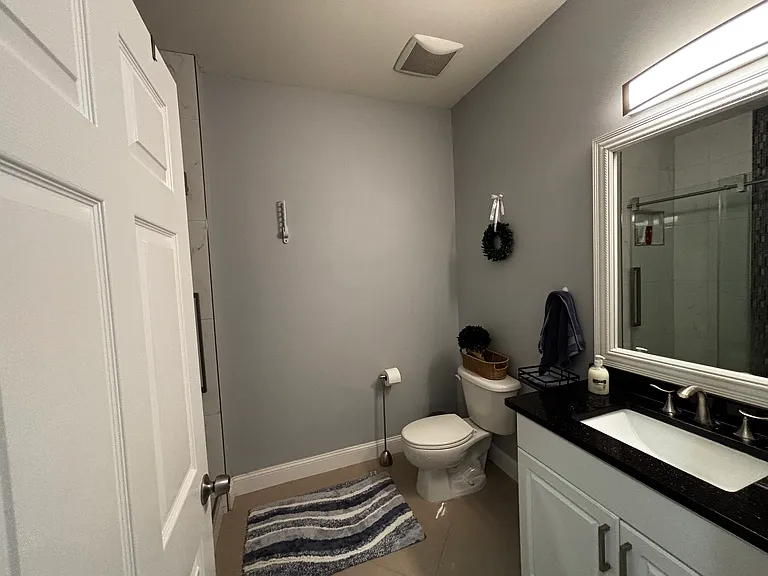 11869 Bayport Ln — Photo 12