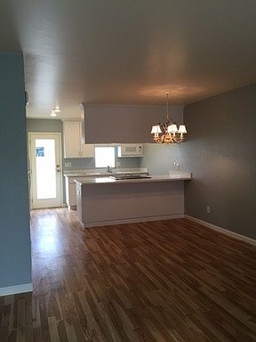 4th image of 1279 Picasso Dr