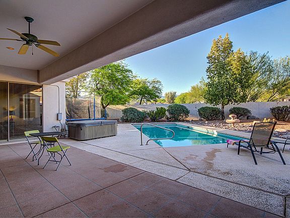 3rd image of 2182 N Split Rock Pl