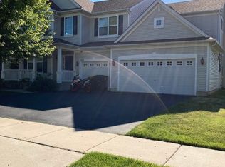 2140 Edgartown Ln, Hoffman Estates, IL 60192