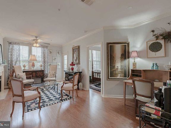 2nd image of 191 Somervelle St APT 302