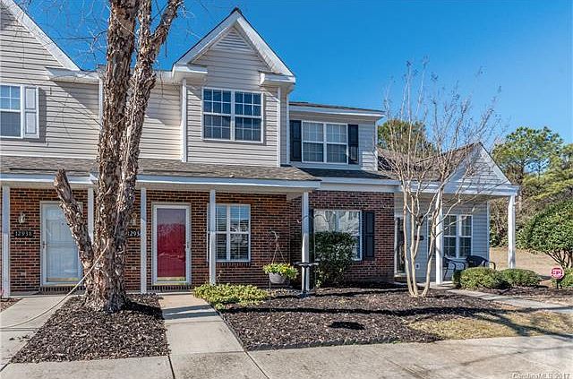 1st image of 12936 Sickles Dr #1003