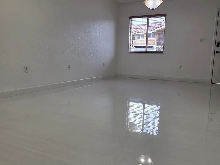 8265 NW 6th Ter #256 — Photo 5
