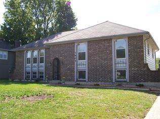 1604 SW Morningside Dr, Blue Springs, MO 64015