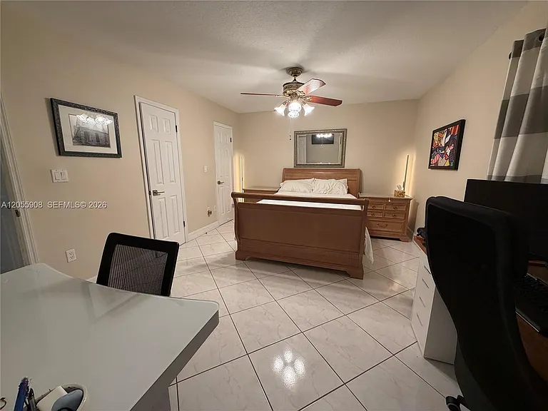 6932 Crown Gate Dr — Photo 15