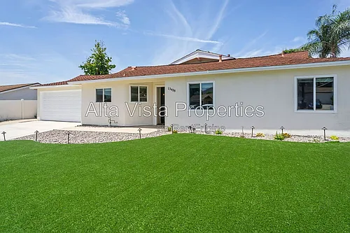 13438 Buxton Ave Photo 1