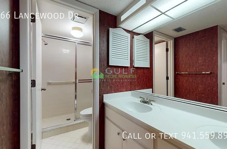 5166 Lancewood Dr — Photo 32