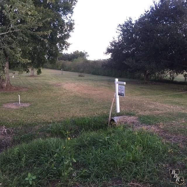 2nd image of 17667 Highway 3235