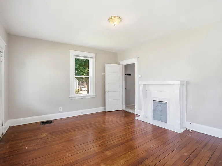 3784 Isabella Ave #1 — Photo 17