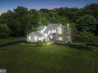 18 Hampshire Ct, New Egypt, NJ 08533