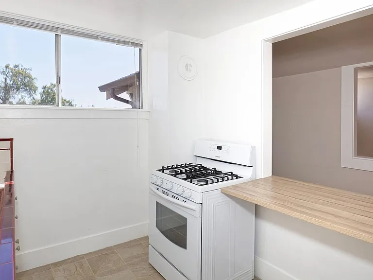 5807 Lawton Ave #UPPER — Photo 13