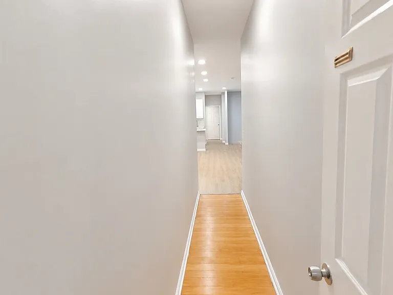 446 Broadway #1L — Photo 6