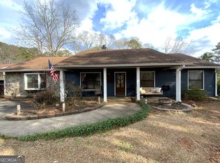 5329 Memorial Ln, Powder Springs, GA 30127