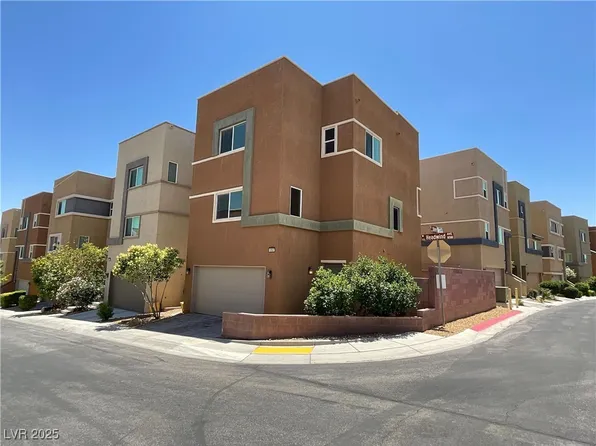 10537 Headwind Ave, Las Vegas, NV 89129
