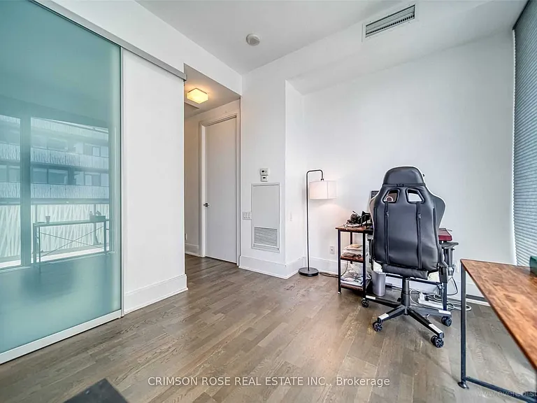 42 Charles St E #5006 — Photo 9
