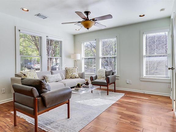 5th image of 1105 W 43rd St