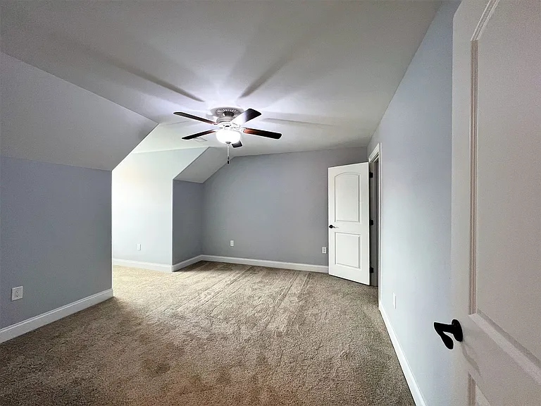 1121 Andalusian Way — Photo 30