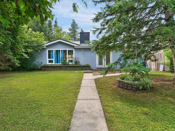 351 Smith Cres, Spring Lake, AB T7Z 2T9