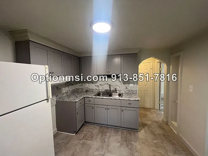 1 bed, 1.0 bath, $750 — Photo 4