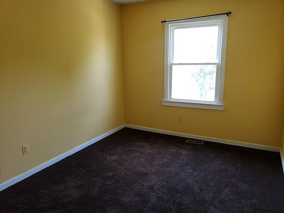 3rd image of 1509 Wallace St