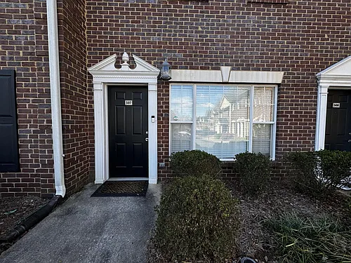 101 Wood Lake Dr Photo 1