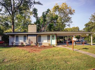 210 E Madison Dr, O'Fallon, IL 62269