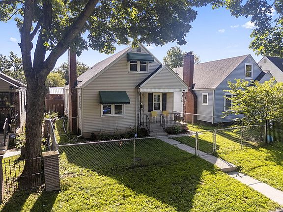 5th image of 948 Seymour Ave