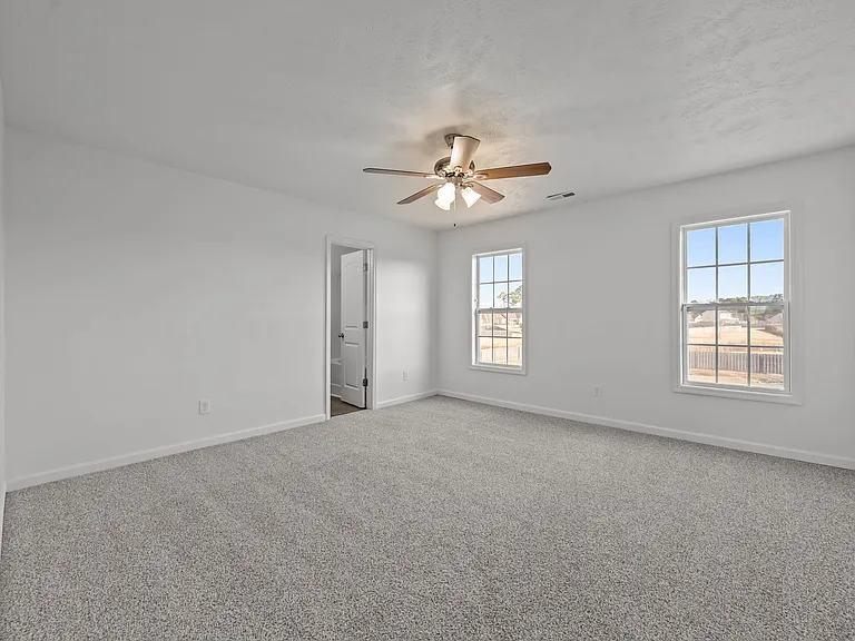 209 Trophy Ridge Dr — Photo 11