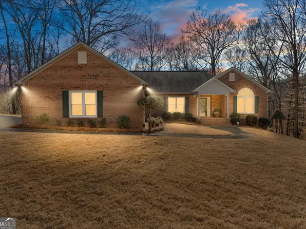 5067 Lazy Acres Dr, Douglasville, GA 30135