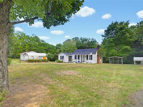 3rd image of 2682 Anglin Mill Rd