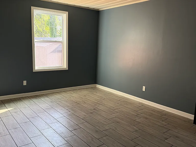 2377 Malone Ave — Photo 21
