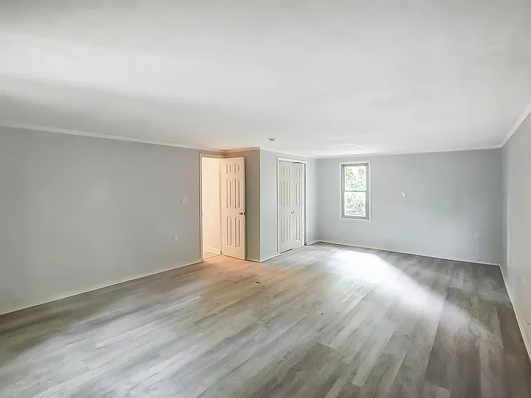 314 Sheridan Ave — Photo 16