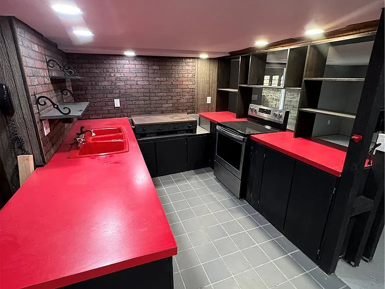 702 Walnut St #1 — Photo 14