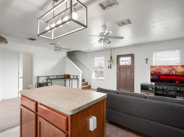 643 Northlake Dr, New Braunfels, TX 78130